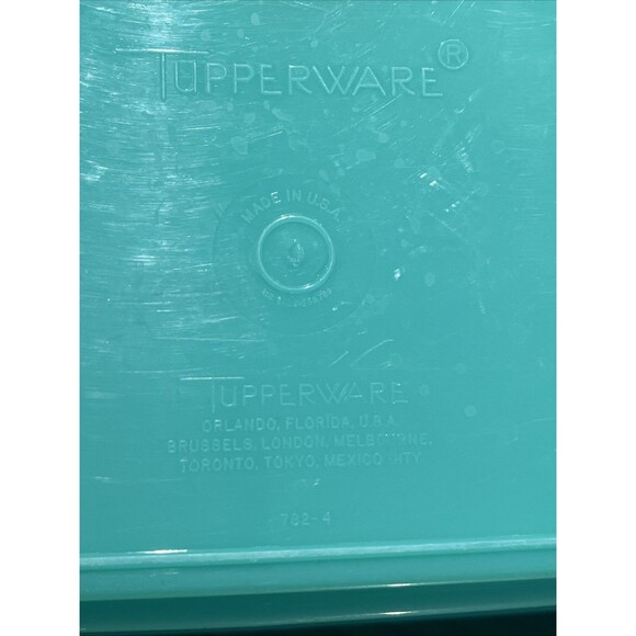 Tupperware Celery Vegetable Crisper Bread Keeper Jade Green #782-7 & Lid Vintage - Picture 7 of 7
